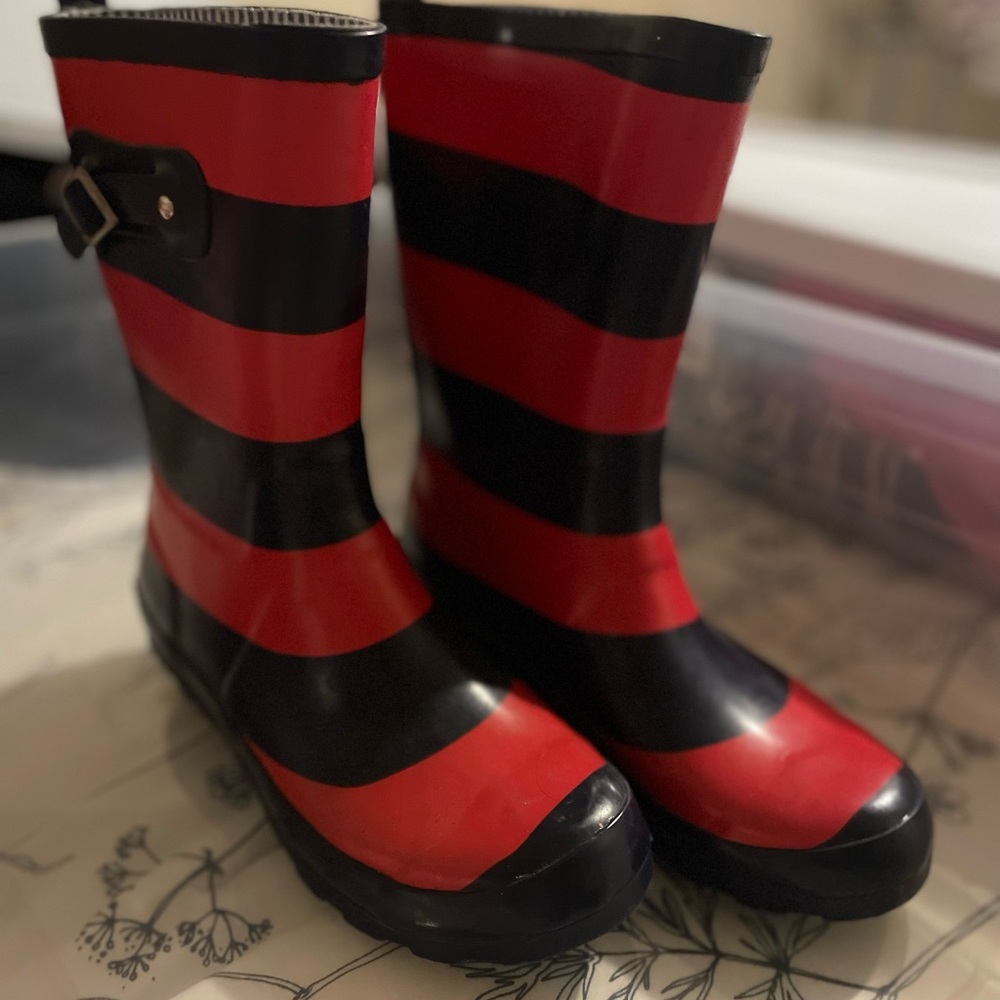 Striped Hilfiger rain boots